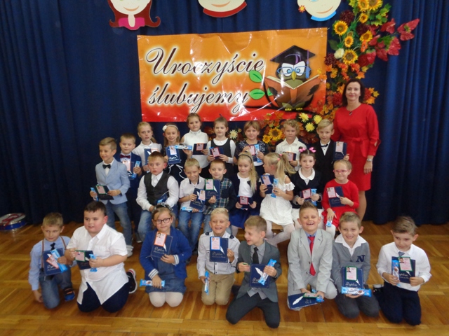 Ślubujemy- uroczyste pasowanie na ucznia