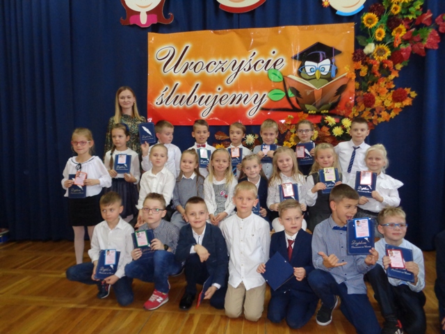 Ślubujemy- uroczyste pasowanie na ucznia