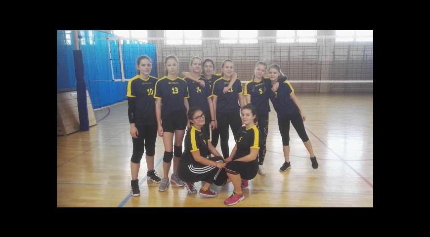 III miejsce w Mistrzostwach Miasta i Gminy Świecie w piłce siatkowej