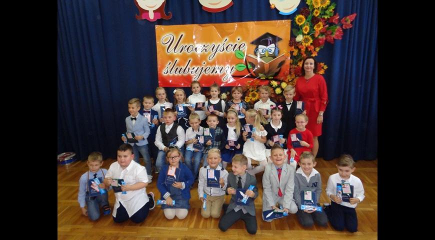 Ślubujemy- uroczyste pasowanie na ucznia